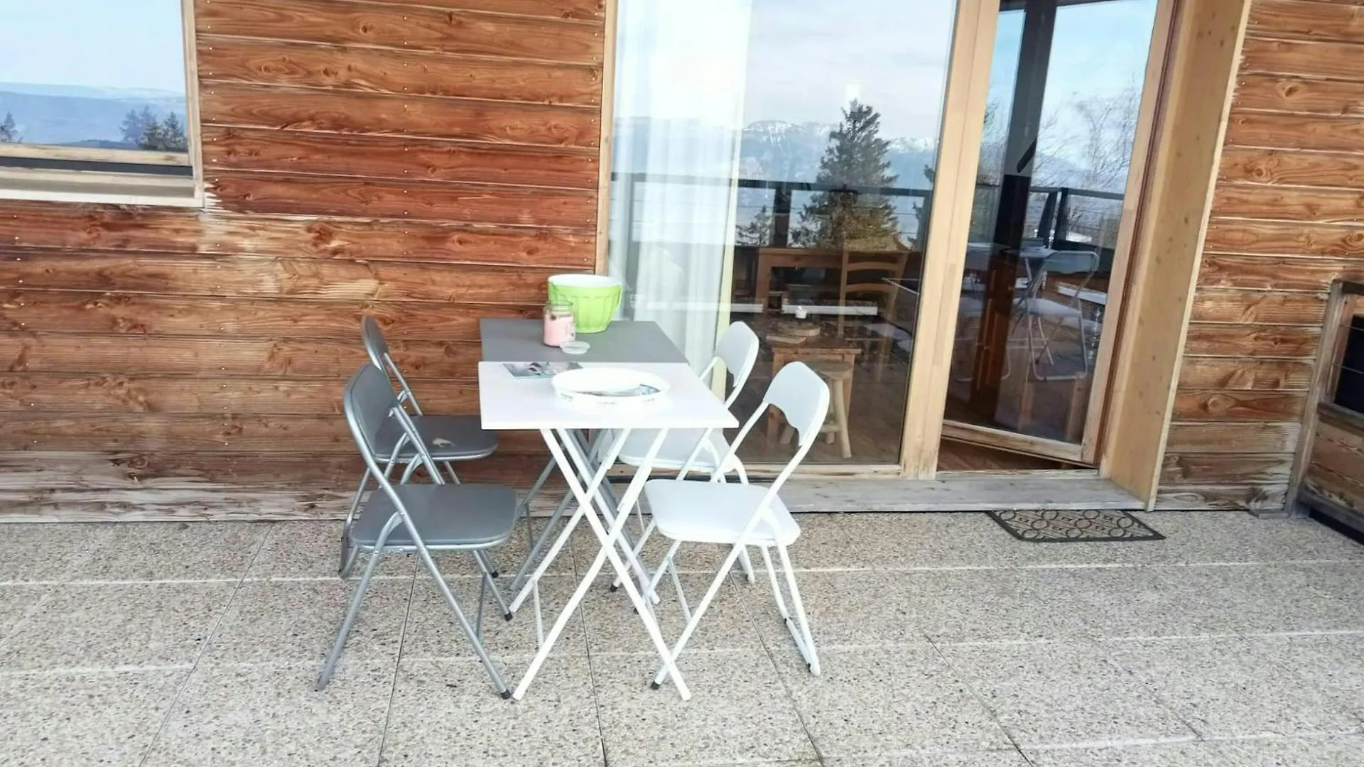 アパート Experience Montagne Chamrousse Balcon Parkingアパートメント フランス